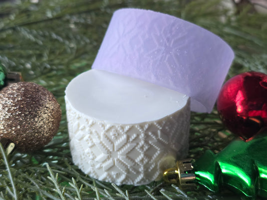 HOLIDAY PIXIE BAND (2 1/8) AND (1.75)