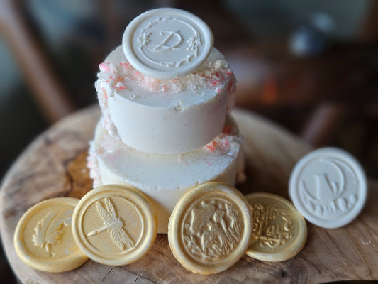 MEDALLION CHOCOLATE MOLDS