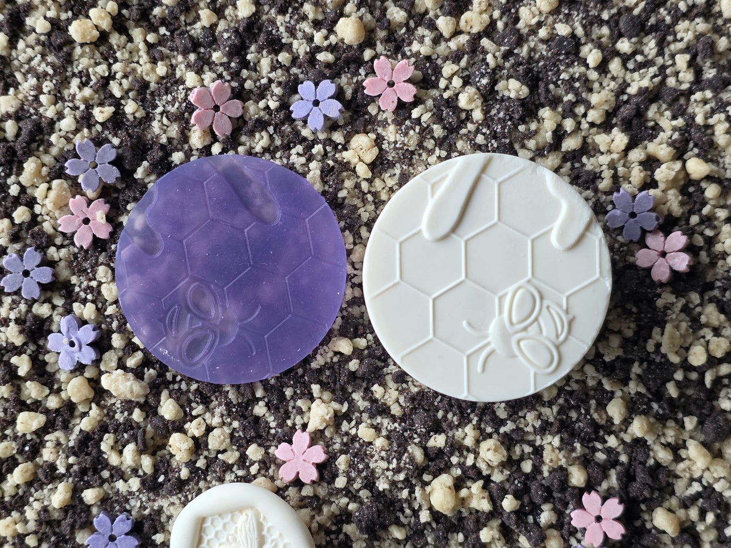 BEE PIXIE TOPPERS (1.75)