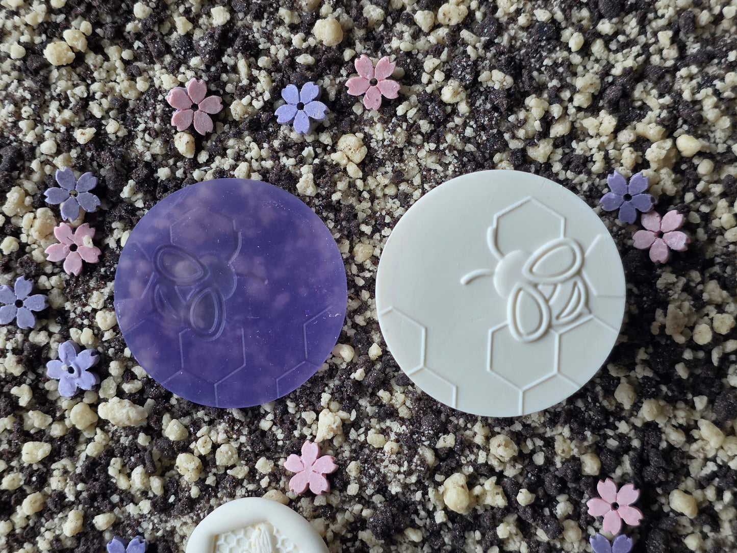 BEE PIXIE TOPPERS (1.75)