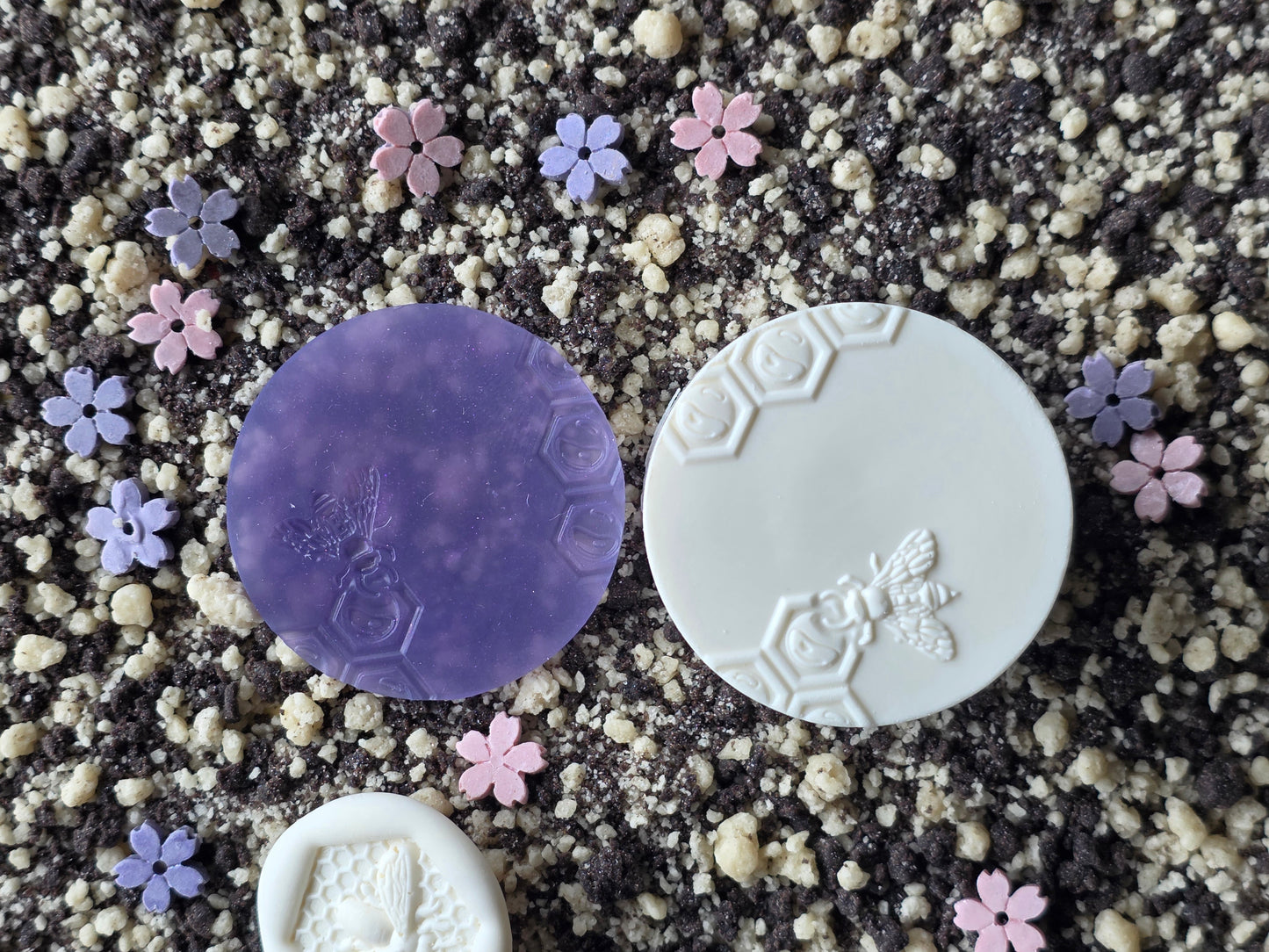 BEE PIXIE TOPPERS (1.75)