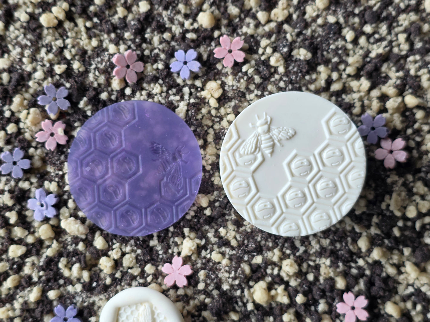 BEE PIXIE TOPPERS (1.75)