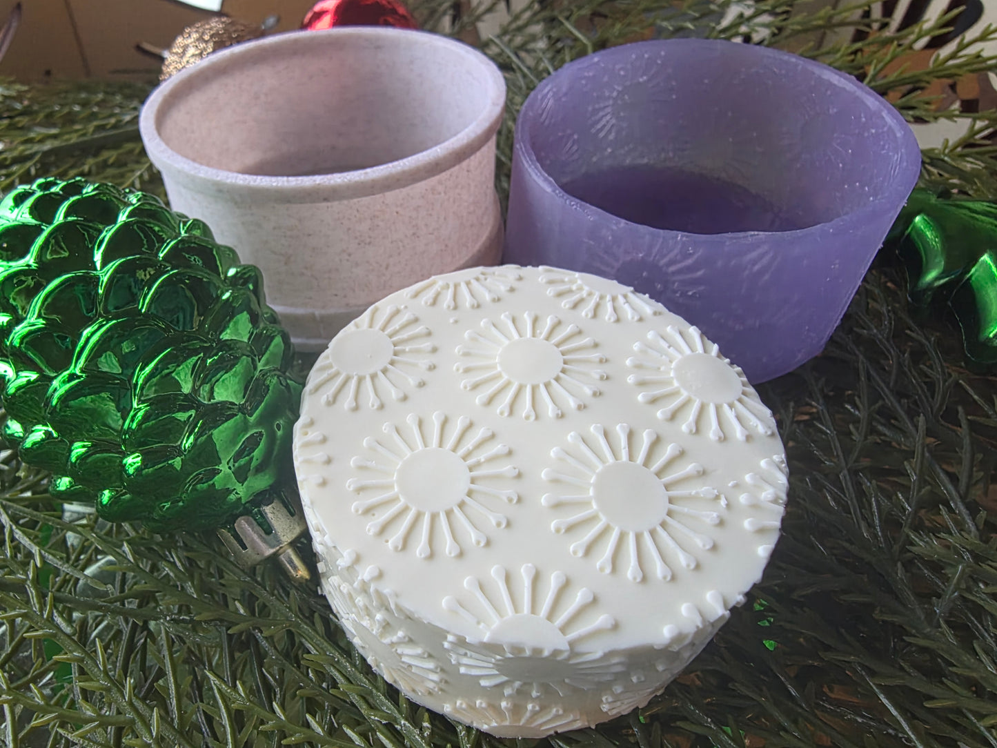 CHRISTMAS PIXIE BLING CUP 2 1/8 (FITS BENTY)