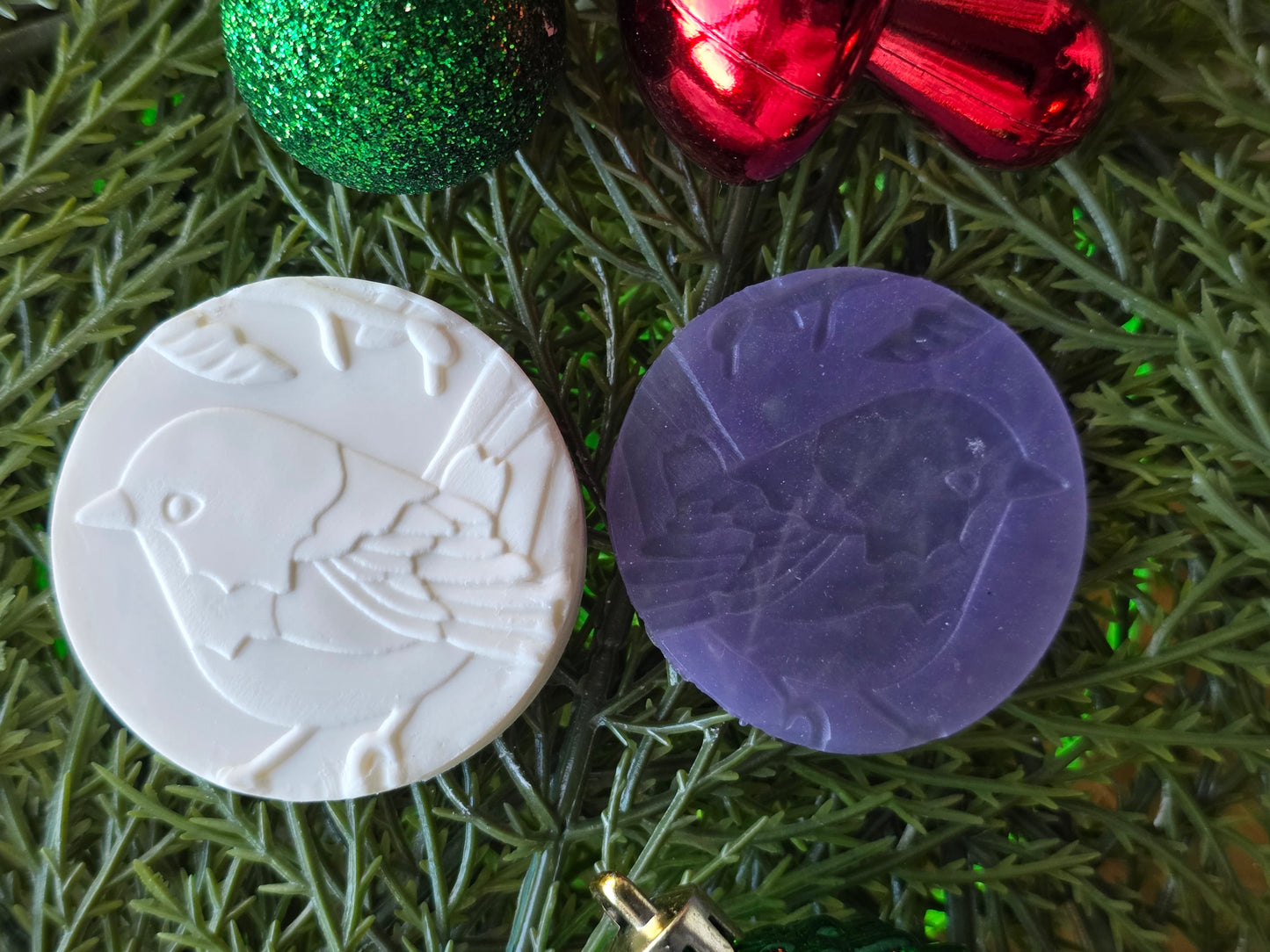 CHRISTMAS PIXIE TOPPERS (1.75) FITS OLDER MINI BENTY MOLDS