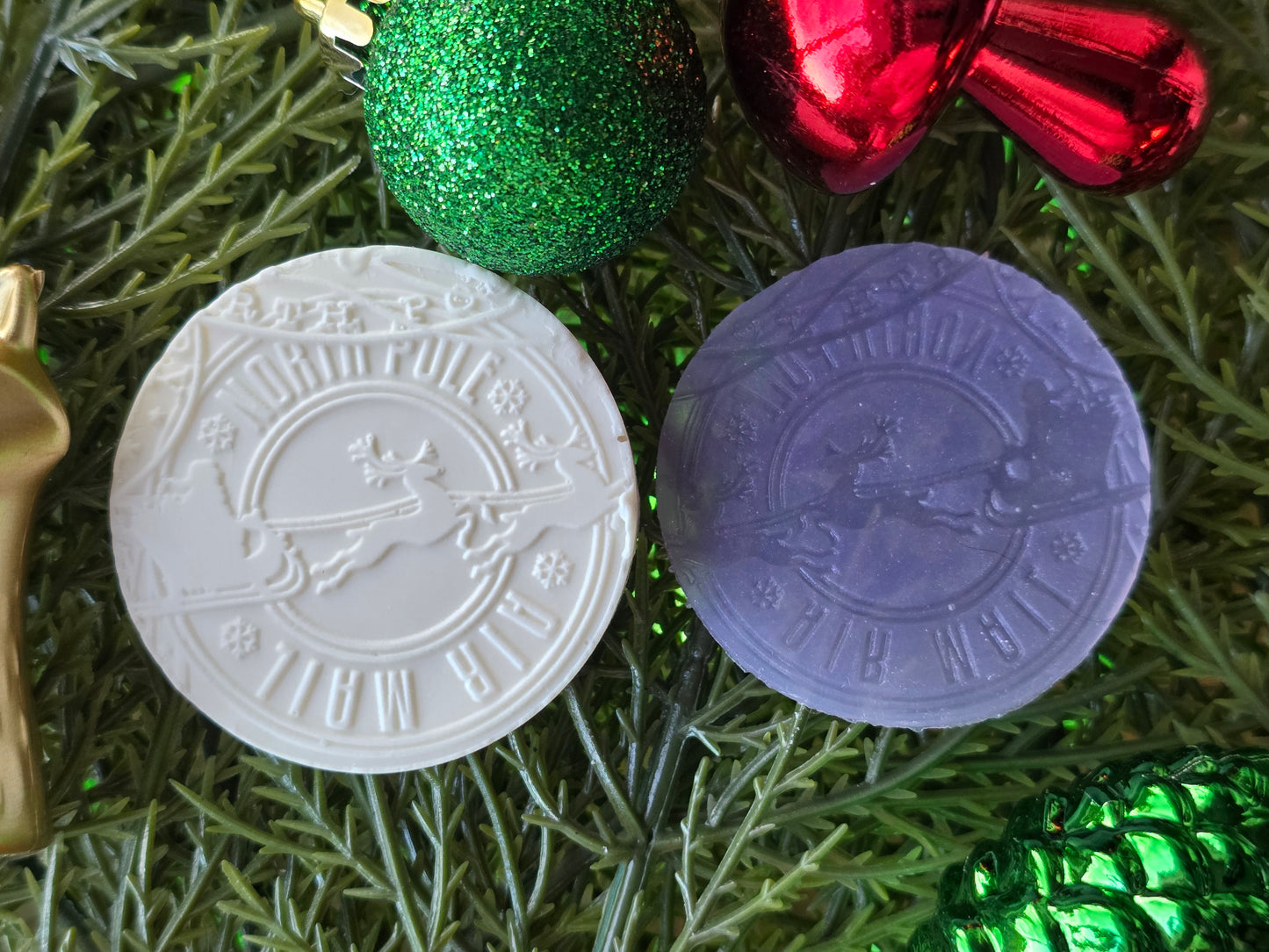 CHRISTMAS PIXIE TOPPERS (1.75) FITS OLDER MINI BENTY MOLDS