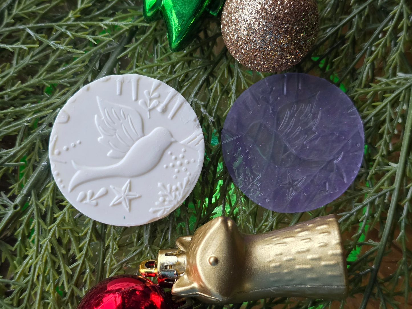 CHRISTMAS PIXIE TOPPERS (1.75) FITS OLDER MINI BENTY MOLDS