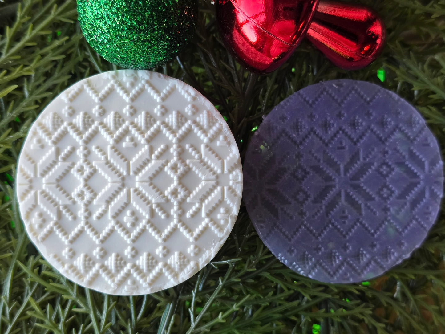 CHRISTMAS PIXIE TOPPERS (2 1/8) FITS BENTY