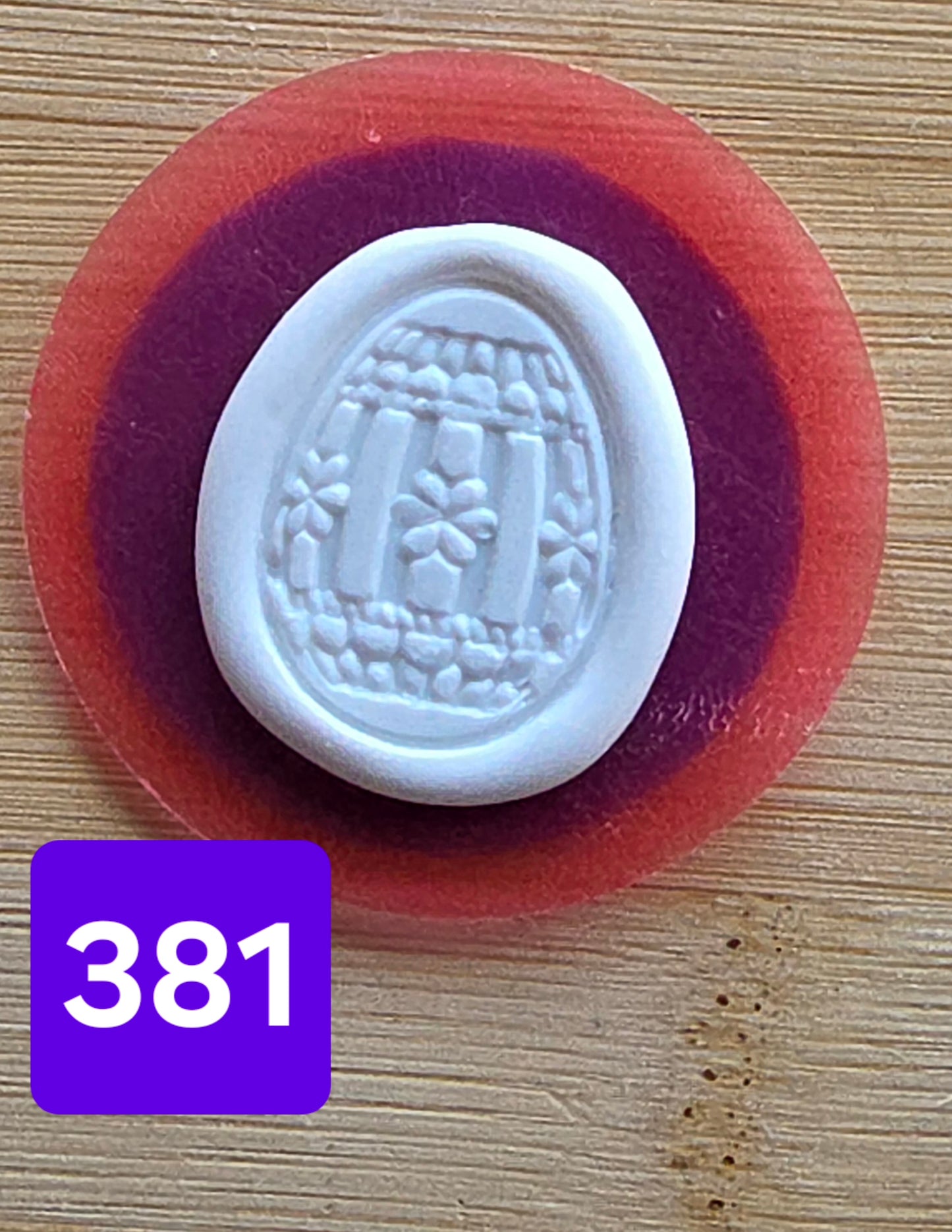 EASTER MEDALLION CHOCOLATE MOLDS