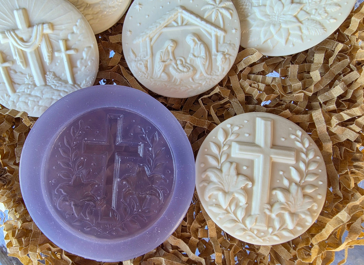 TRADITIONS AND CELEBRATIONS (2-1/8) (1-3/4) MEDALLIONS