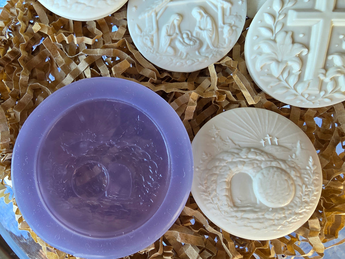 TRADITIONS AND CELEBRATIONS (2-1/8) (1-3/4) MEDALLIONS