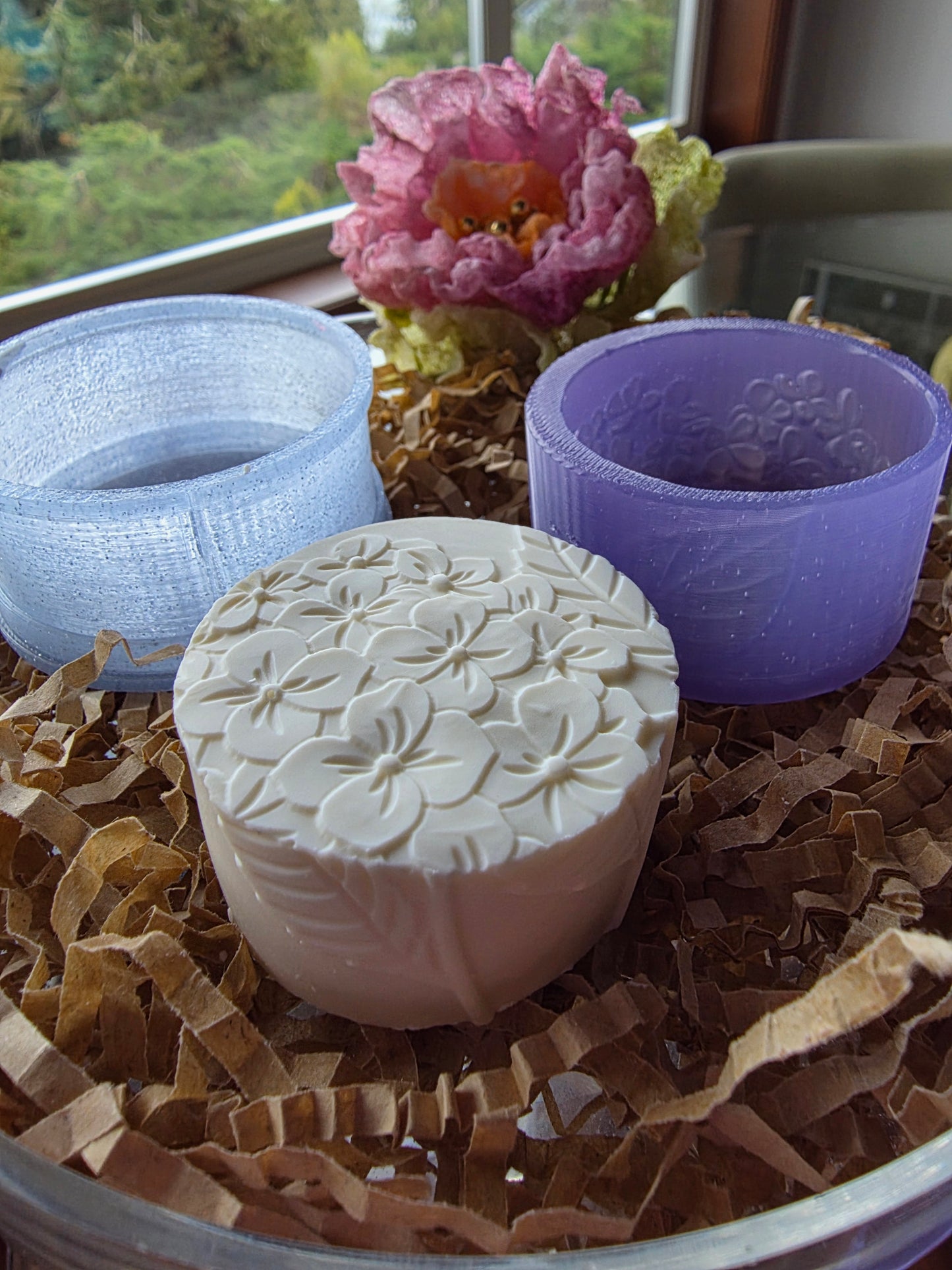 MOTHER'S DAY/FATHER'S DAY PIXIE BLING CUPS AND TOPPERS (2 1/8) & (1-3/4) BENTY AND PIXIE