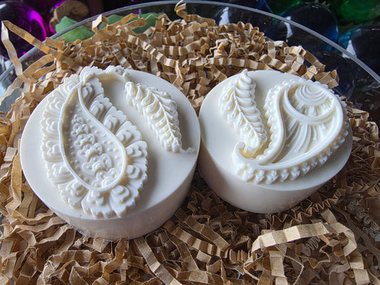 PAISLEY PIXIE BLING CUP 2 1/8 EXCLUSIVE (DOES NOT FIT BENTY)