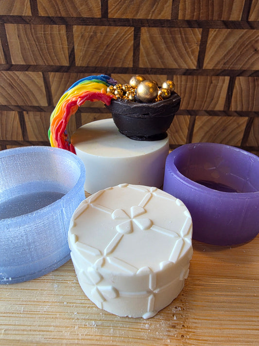 ST PATRICK'S PIXIE BLING CUP (1.75) PIXIE (DOES NOT FIT BENTY)