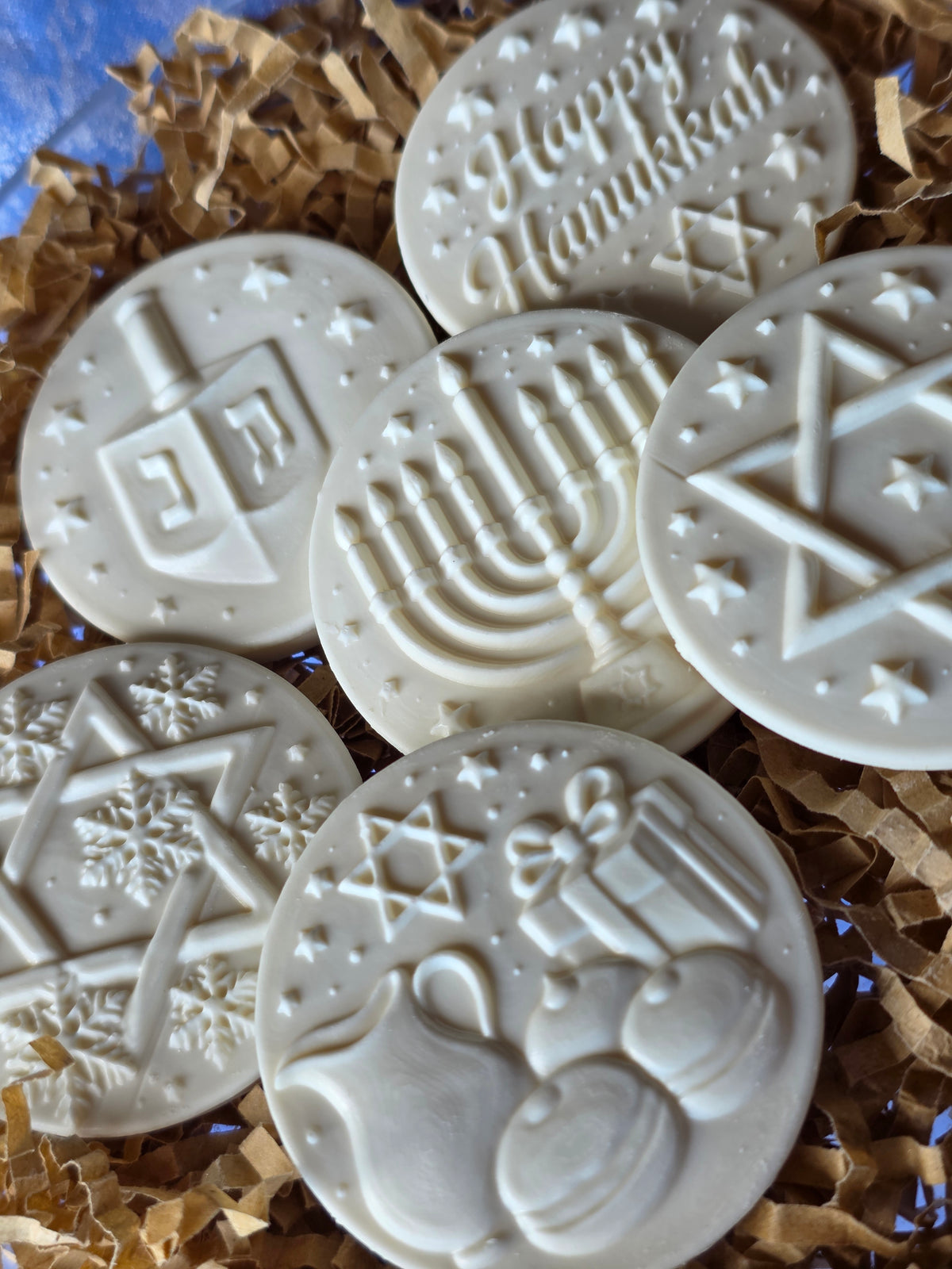 TRADITIONS AND CELEBRATIONS (2-1/8) (1-3/4) MEDALLIONS