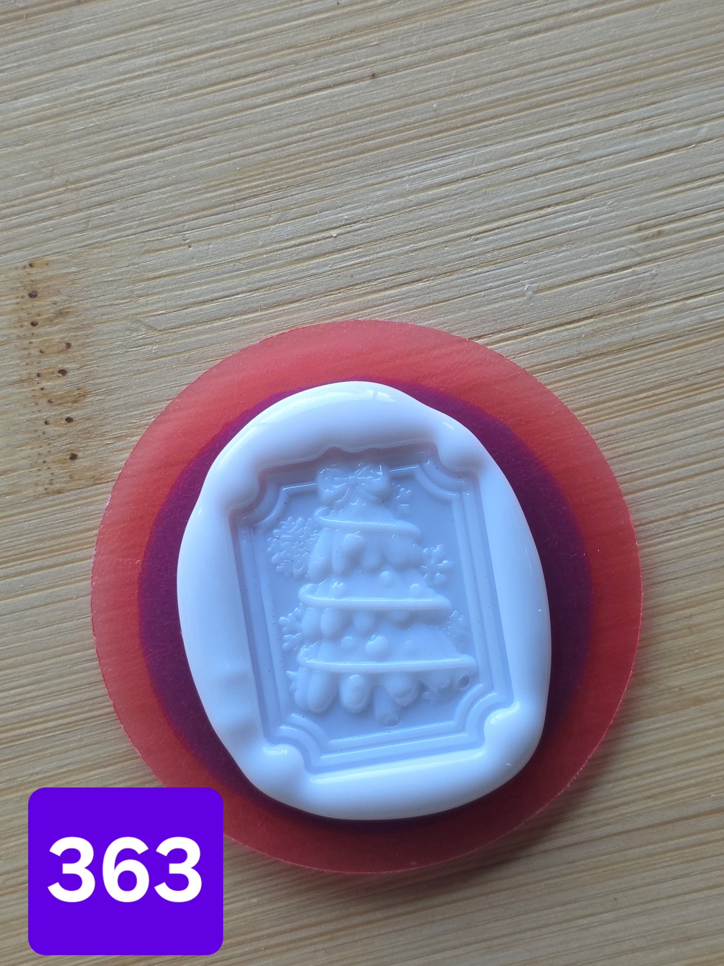 CHRISTMAS MEDALLION CHOCOLATE MOLDS